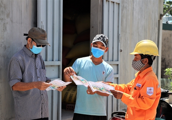 Ngành điện Quảng Bình: Tăng cường bảo vệ hành lang lưới điện