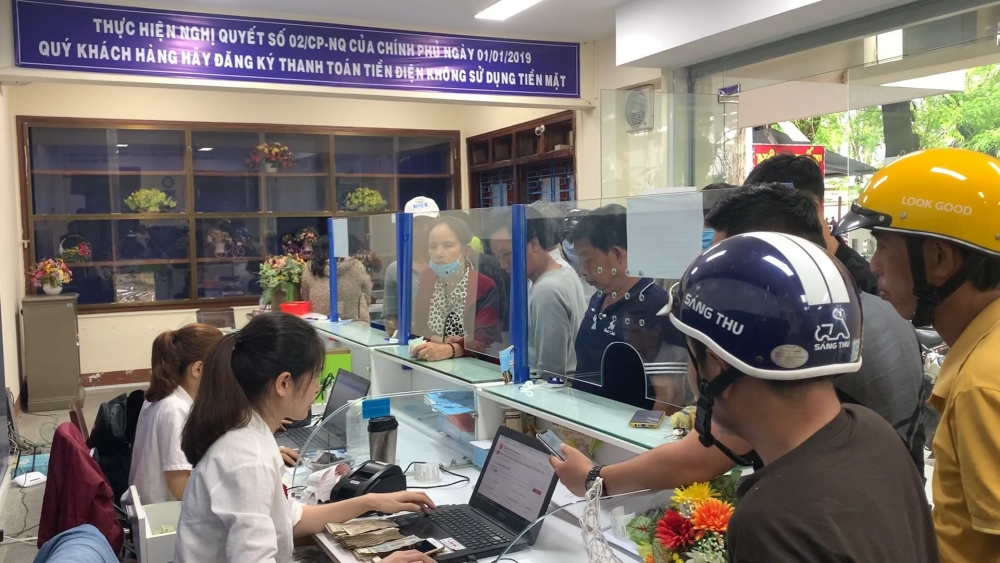 PC Quảng Ngãi: Kịp thời xử lý những vướng mắc của khách hàng