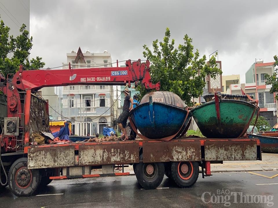 Đà Nẵng: Tạo điều kiện cho người dân di chuyển chống bão trong thời gian dịch bệnh