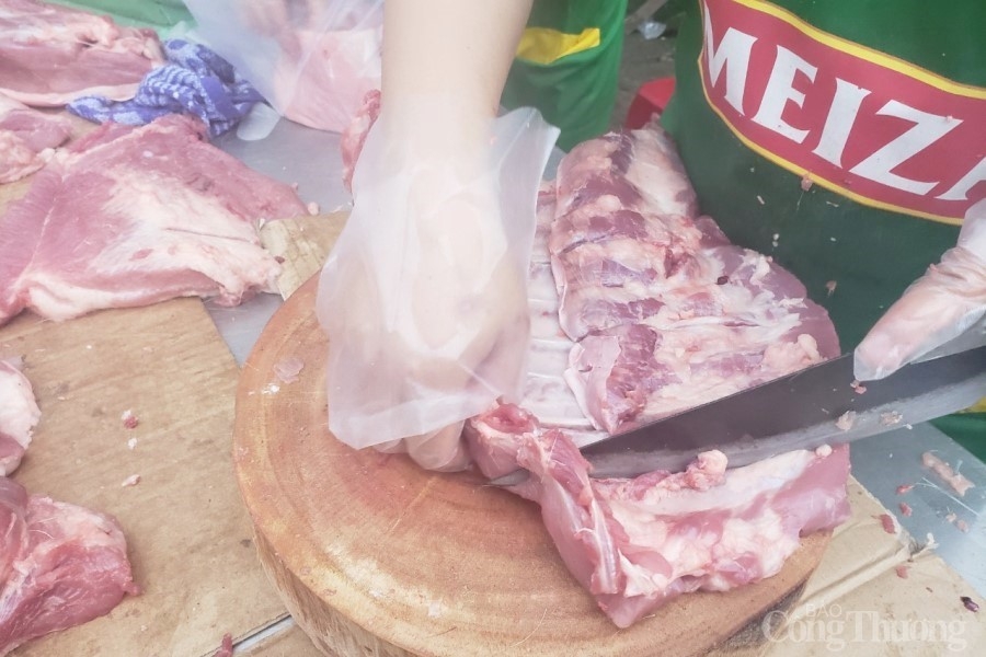 Đà Nẵng: 16 điểm bán thịt heo bình ổn mở cửa phục vụ người dân