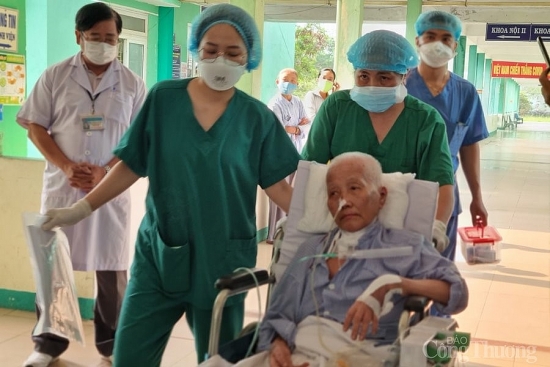 Đà Nẵng: Bệnh nhân Covid – 19 nặng nhất Việt Nam khỏi bệnh