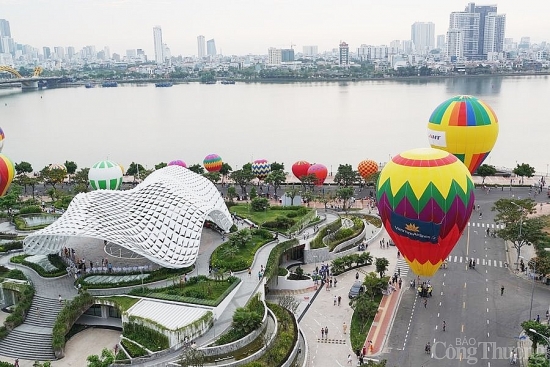Đà Nẵng: Người dân và du khách “mãn nhãn” với lễ hội khinh khí cầu rực rỡ