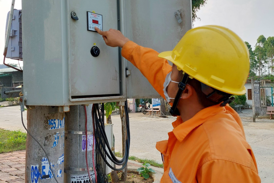 PC Gia Lai: Nỗ lực trong công tác vận hành tụ bù trên lưới điện