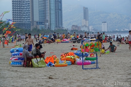 Đà Nẵng khai trương mùa du lịch biển