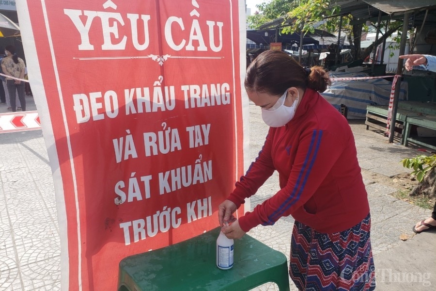 Đà Nẵng: Xét nghiệm diện rộng cho toàn bộ tiểu thương chợ Phước Mỹ