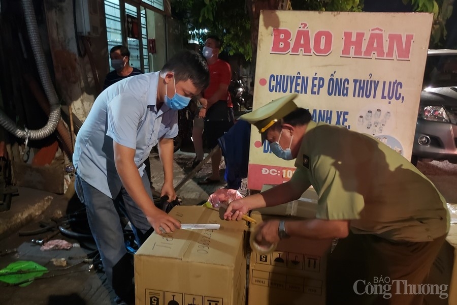 Đà Nẵng: Tạm giữ 10.000 khẩu trang có nguồn gốc 