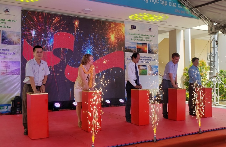 Đà Nẵng: Khánh thành dự án hệ thống điện năng lượng mặt trời lắp mái do EU tài trợ