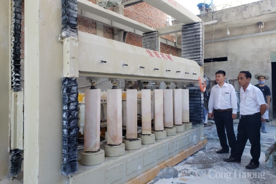 Đà Nẵng: Bàn giao các máy móc thiết bị cho doanh nghiệp