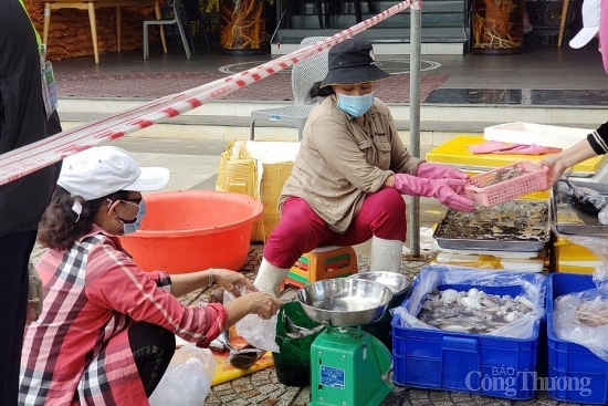 Đà Nẵng: Tiếp tục vận hành 22 điểm bán hàng của Công an thành phố