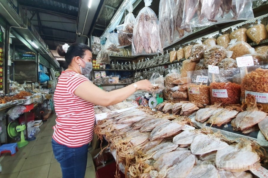 Đà Nẵng: Tiểu thương chợ truyền thống chủ động thích ứng với dịch Covid - 19