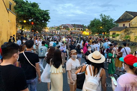 Hơn 200 nghìn lượt khách đến Quảng Nam dịp lễ 30/4 và 1/5
