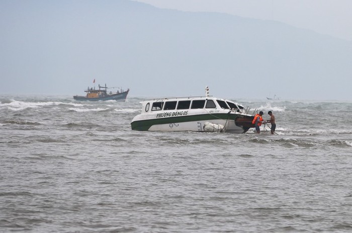 Quảng Nam: Khởi tố vụ lật cano khiến 17 người tử vong ở biển Cửa Đại