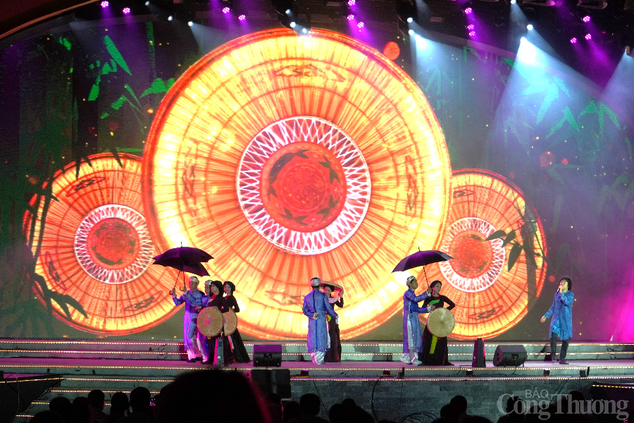 Đà Nẵng: Ấn tượng Đại nhạc hội “Take me to the Sun”