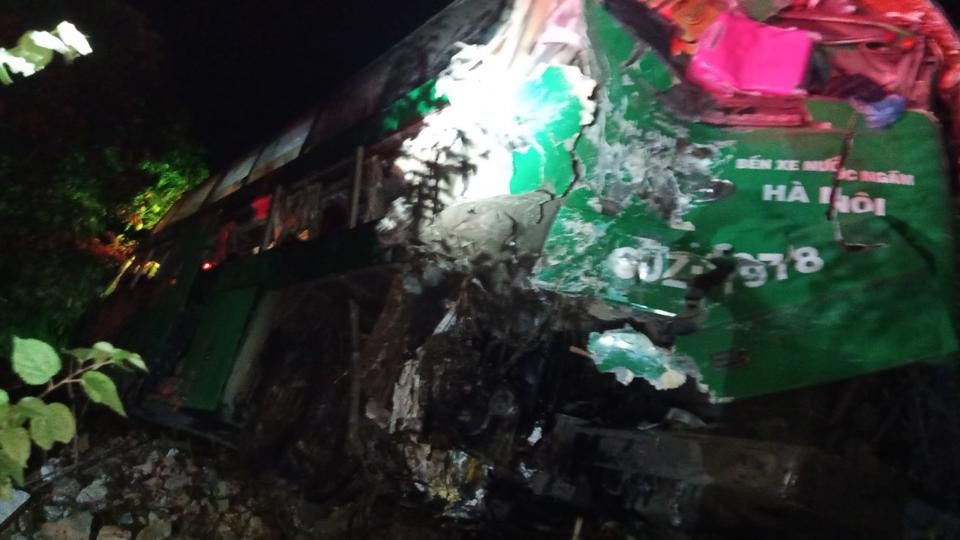 Tai nạn thảm khốc tại Khánh Hoà khiến 3 người chết, 8 người bị thương