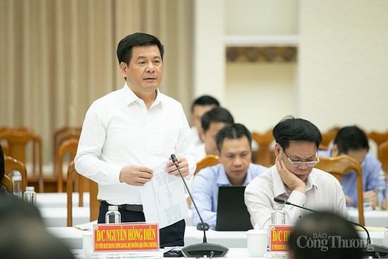 Bộ trưởng Nguyễn Hồng Diên: Định hướng phát triển đưa Quảng Nam trở thành động lực phát triển của vùng kinh tế trọng điểm miền Trung