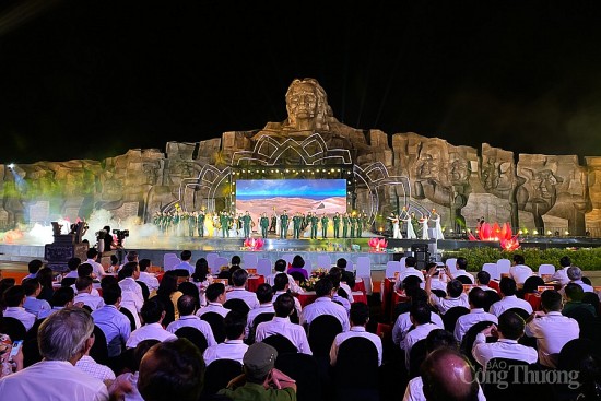 Kỷ niệm 75 năm ngày Thương binh Liệt sĩ: Lắng đọng “Khúc tráng ca hoà bình” điểm cầu Quảng Nam