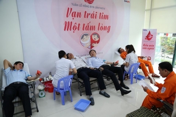 EVNCPC: Hàng trăm cán bộ công nhân viên hiến máu cứu người