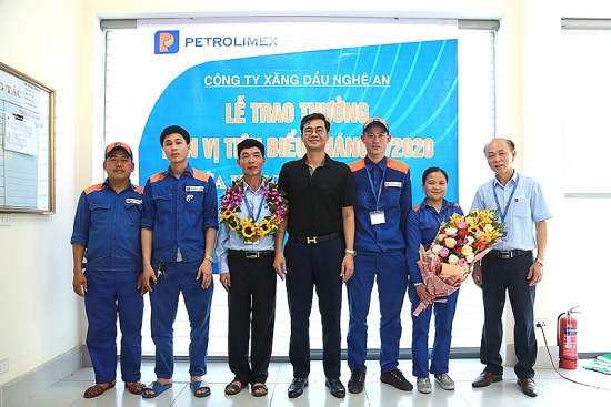 Petrolimex Nghệ An: Vinh danh cửa hàng dẫn đầu thi đua tháng 7/2020