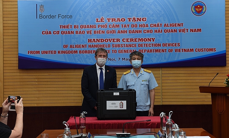 Việt Nam - Anh: Tăng cường hợp tác trong lĩnh vực hải quan