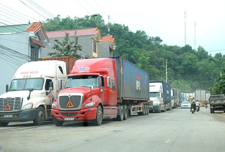 Lạng Sơn: Thí điểm quy trình giao nhận hàng hóa xuất nhập khẩu qua đường chuyên dụng