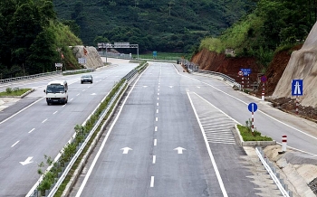 ADB hỗ trợ Việt Nam phát triển giao thông vùng Tây Bắc