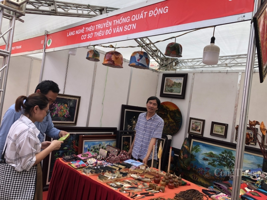 Hơn 100 gian hàng tham dự Tuần hàng Việt thành phố Hà Nội 2022
