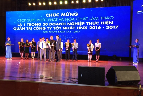 Supe Lâm Thao: Top 30 doanh nghiệp quản trị tốt nhất HNX 2016-2017