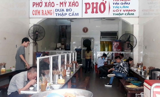 Hà Nội: Tạm dừng hoạt động nhà hàng, cơ sở dịch vụ ăn uống tại chỗ
