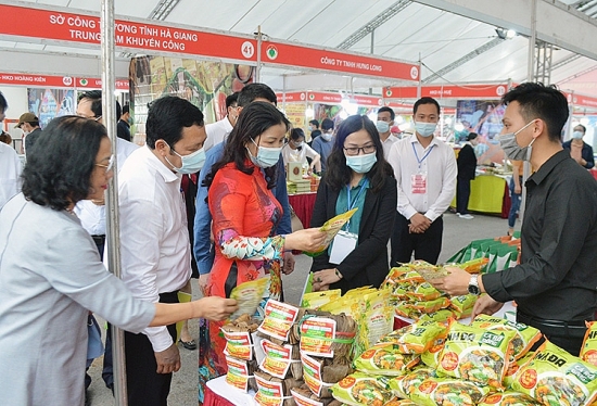 Hà Nội: Triển khai Chương trình bình ổn thị trường các mặt hàng thiết yếu