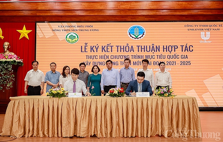 Unilever Việt Nam và Văn phòng Điều phối Nông thôn mới Trung ương, Bộ NN_PTNT ký thoả thuận hợp tác thực hiện Chương trình Mục tiêu Quốc gia xây dựng nông thôn mới giai đoạn 2021 - 2025
