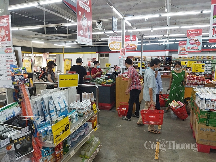Hà Nội ngày đầu thực hiện giãn cách: Sức mua tăng, chợ truyền thống và siêu thị đẩy mạnh bán online