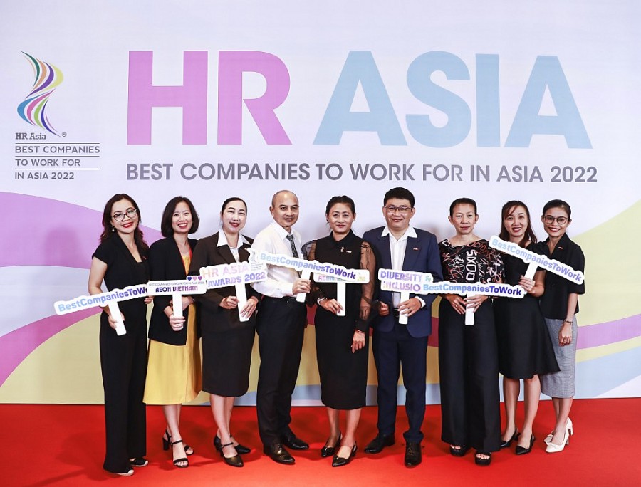 Tập thể AEON Việt Nam nhân giải tại sự kiện HRAA 2022