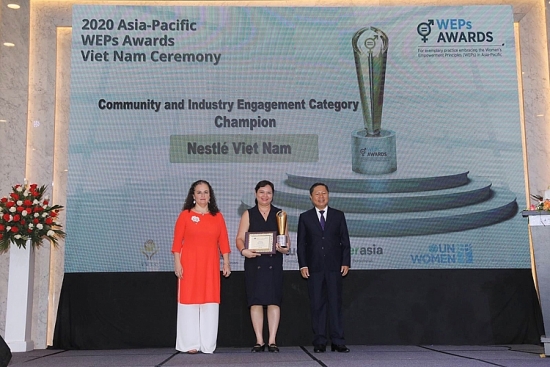 Nestlé Việt Nam vinh dự nhận 2 giải thưởng về trao quyền cho phụ nữ