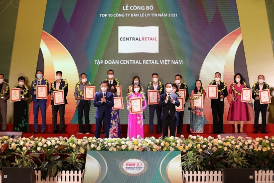 Central Retail đạt quán quân Top 10 Công ty uy tín ngành bán lẻ năm 2021