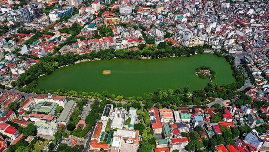 Tăng không gian xanh cho Hà Nội: Phải tính đến lợi ích lâu dài