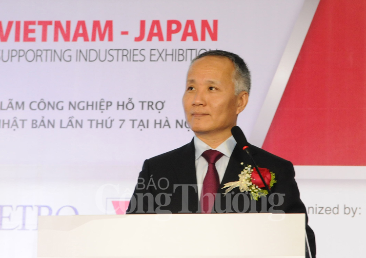 Khai mạc triển lãm duy nhất về công nghiệp điện tử tại Việt Nam