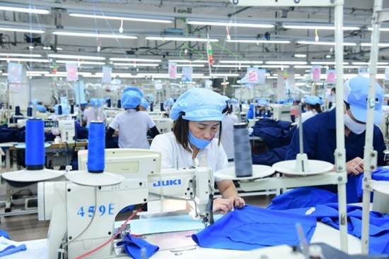 Ngân hàng Standard Chartered dự báo tăng trưởng kinh tế Việt Nam đạt 7,8% trong năm 2021