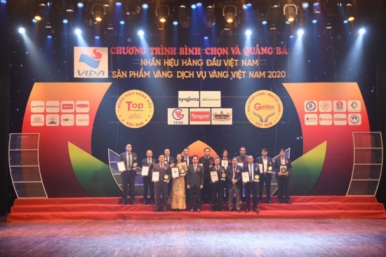 King Coffee đạt giải thưởng Top 20 Nhãn hiệu hàng đầu Việt Nam – Sản phẩm, Dịch vụ Vàng Việt Nam năm 2021