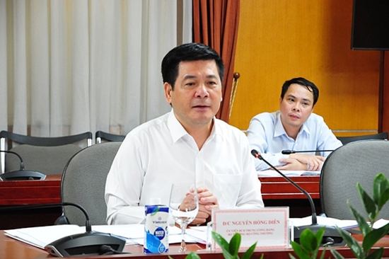 Bộ trưởng Bộ Công Thương Nguyễn Hồng Diên làm việc với Lãnh đạo tỉnh Thừa Thiên Huế