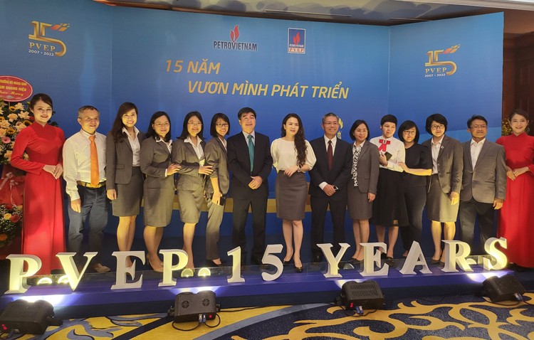 Tổng công ty Thăm dò Khai thác Dầu khí kỷ niệm 15 năm thành lập