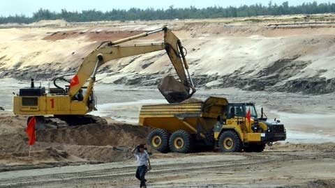 Dừng khai thác sắt Thạch Khê: Doanh nghiệp phải nợ lương, hoạt động tê liệt