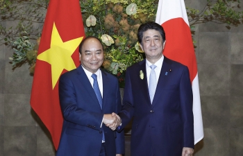 Thủ tướng Nguyễn Xuân Phúc hội đàm với Thủ tướng Nhật Bản Abe Shinzo