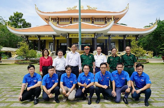 Tổng công ty Khí Việt Nam thực hiện chương trình “Uống nước nhớ nguồn”