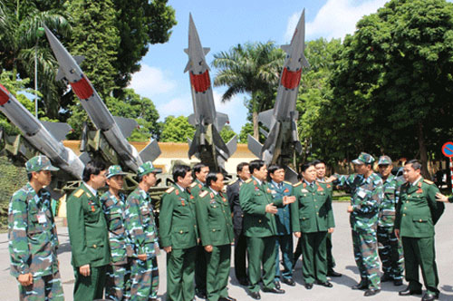 Tăng cường quốc phòng - an ninh, bảo vệ vững chắc Tổ quốc Việt Nam xã hội chủ nghĩa trong tình hình mới