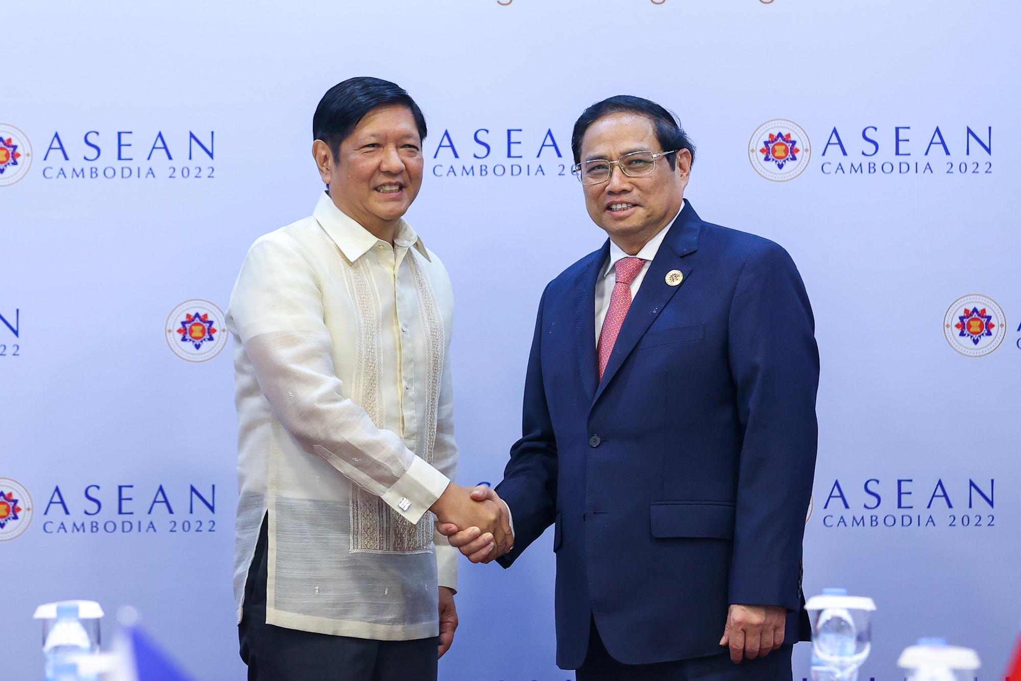 Thủ tướng đề nghị Việt Nam-Philippines tăng cường thương mại gạo - Ảnh 1.