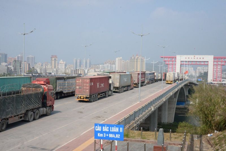 Quảng Ninh khuyến cáo các tỉnh, thành phố tạm thời dừng đưa hàng ra cửa khẩu