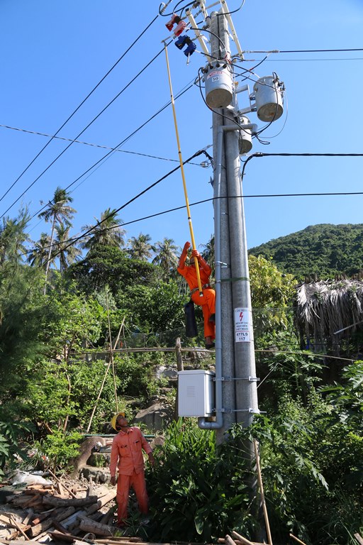 Ngành điện phương Nam - Kéo gần đảo xa