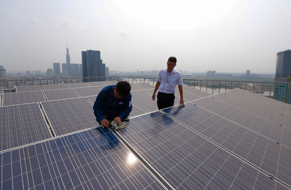 Bất chấp giá điện thấp, các nhà đầu tư vẫn lạc quan về điện mặt trời