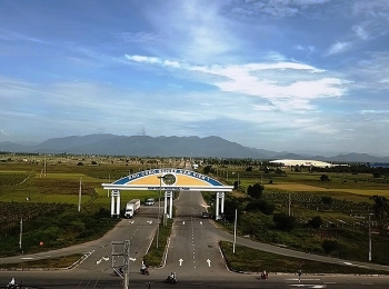 Bình Thuận đẩy mạnh thu hút đầu tư vào hạ tầng công nghiệp
