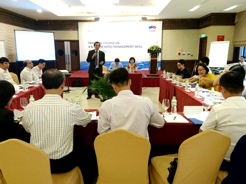 Tăng cường kỹ năng quản lý khách sạn 4 - 5 sao tại Việt Nam